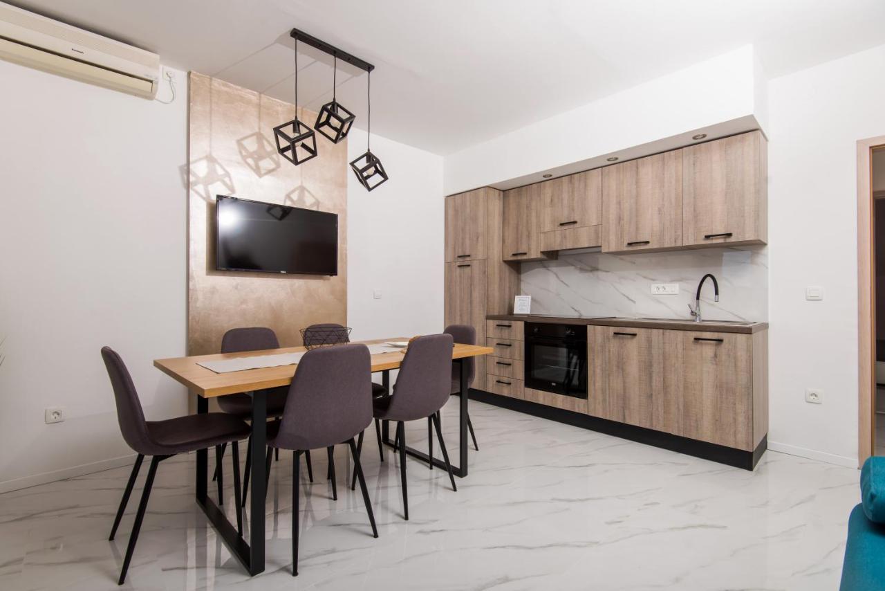 Euroholiday Apartments Turanj Buitenkant foto
