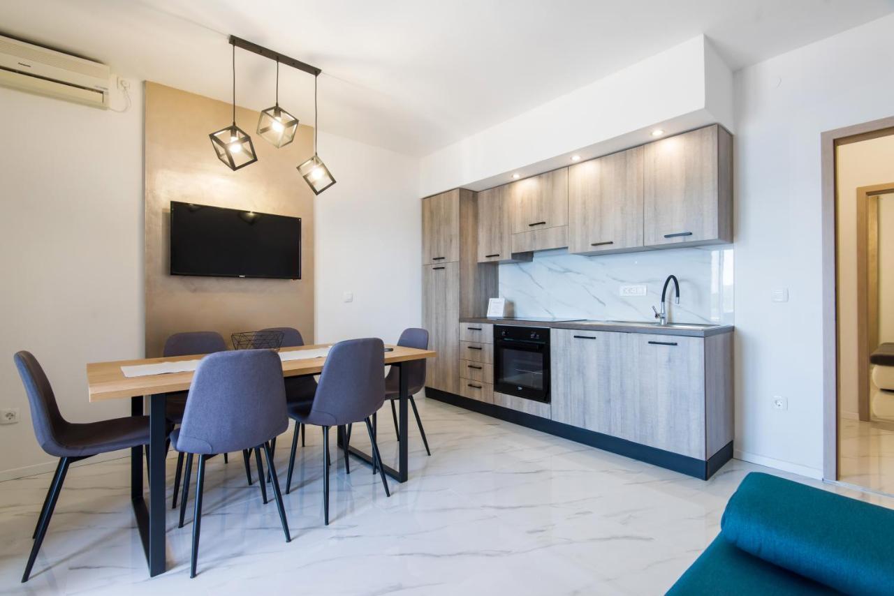 Euroholiday Apartments Turanj Buitenkant foto