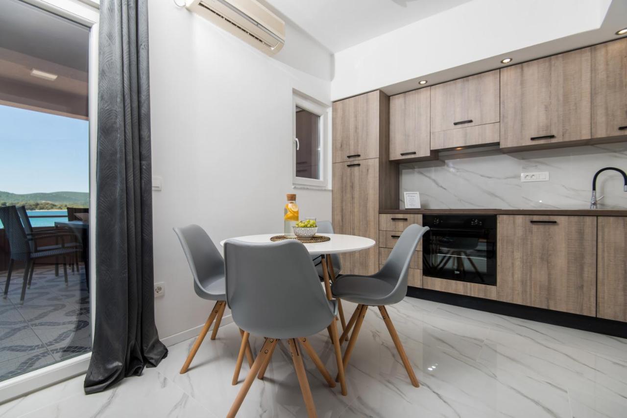 Euroholiday Apartments Turanj Buitenkant foto