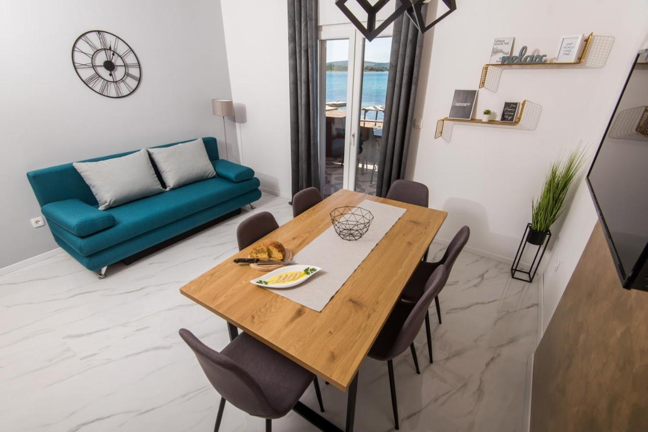 Euroholiday Apartments Turanj Buitenkant foto