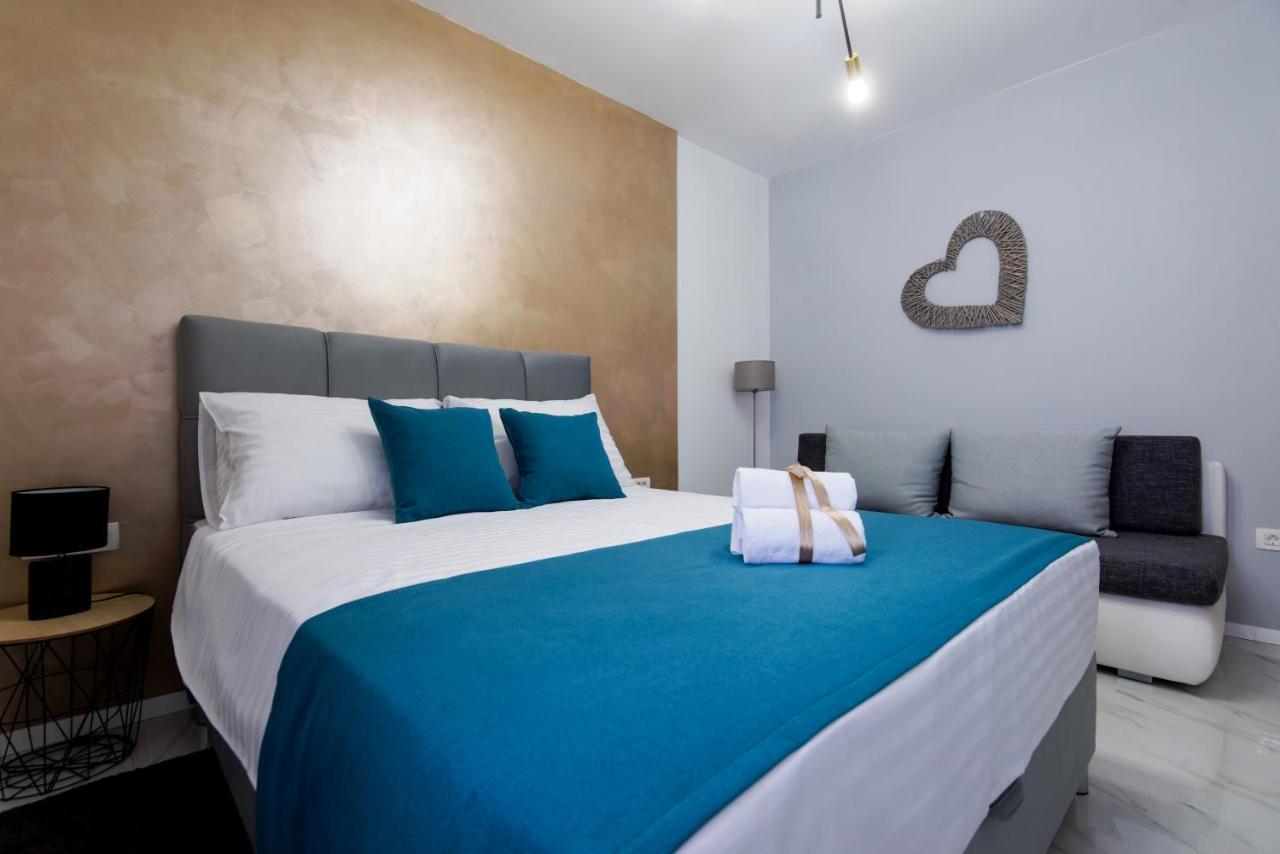 Euroholiday Apartments Turanj Buitenkant foto