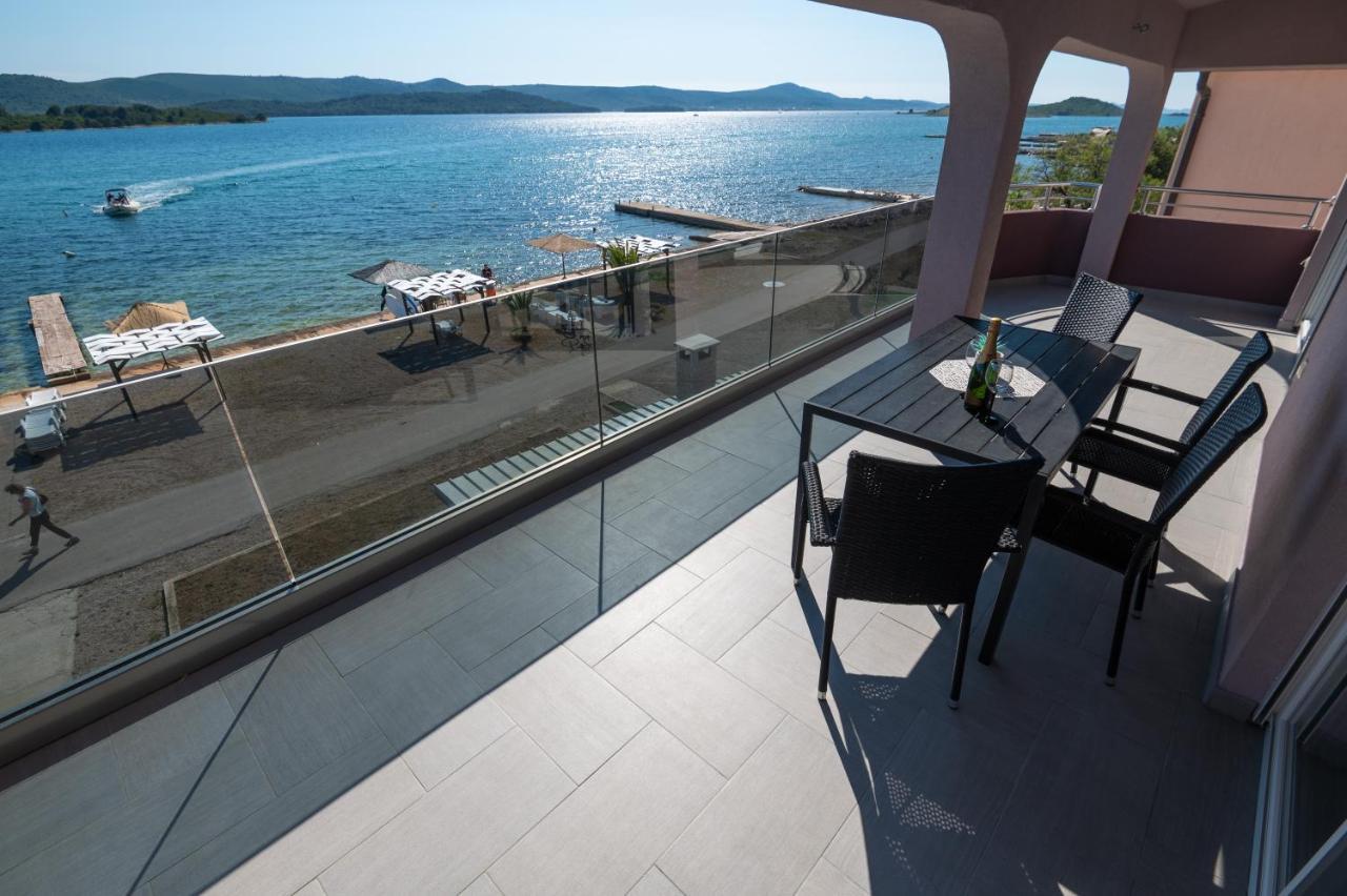 Euroholiday Apartments Turanj Buitenkant foto