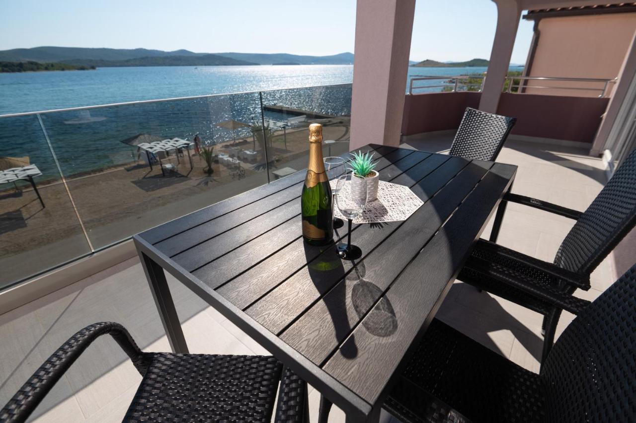 Euroholiday Apartments Turanj Buitenkant foto