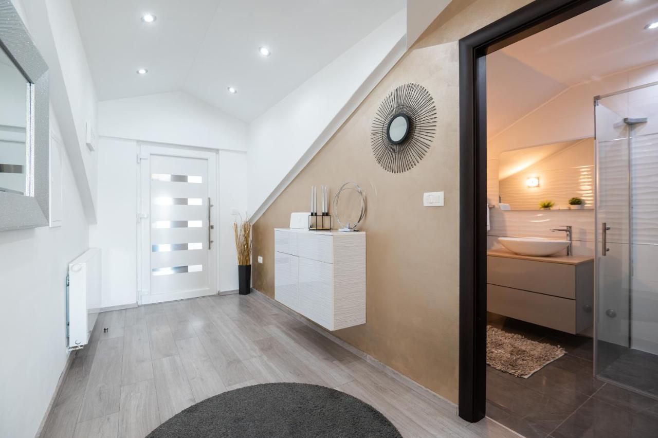 Euroholiday Apartments Turanj Buitenkant foto