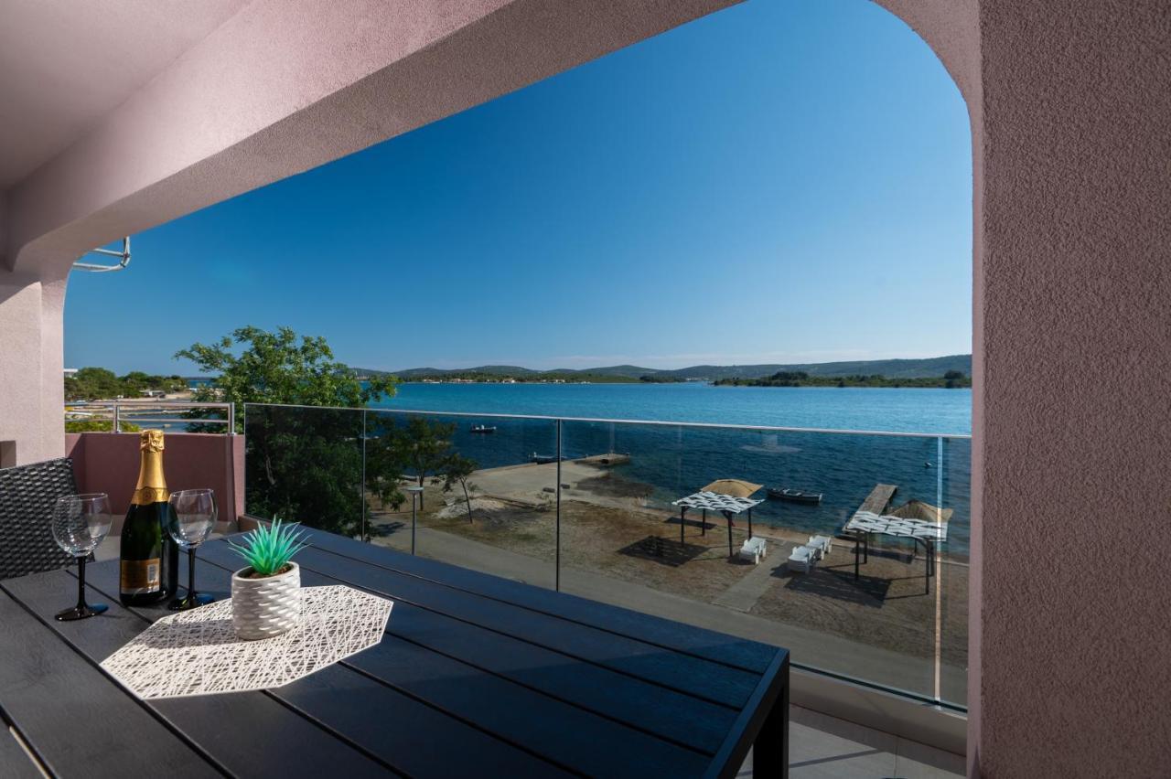 Euroholiday Apartments Turanj Buitenkant foto