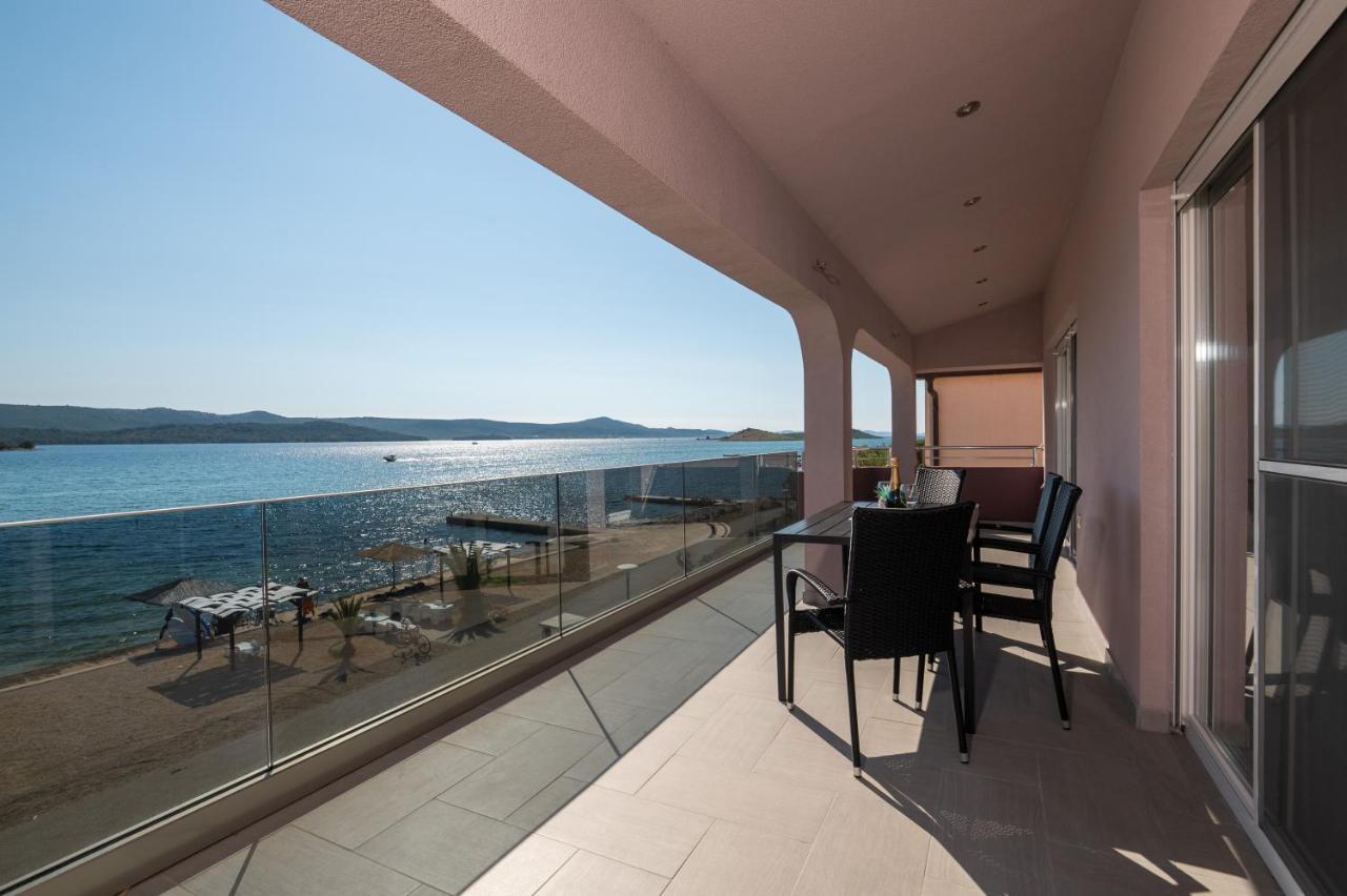 Euroholiday Apartments Turanj Buitenkant foto