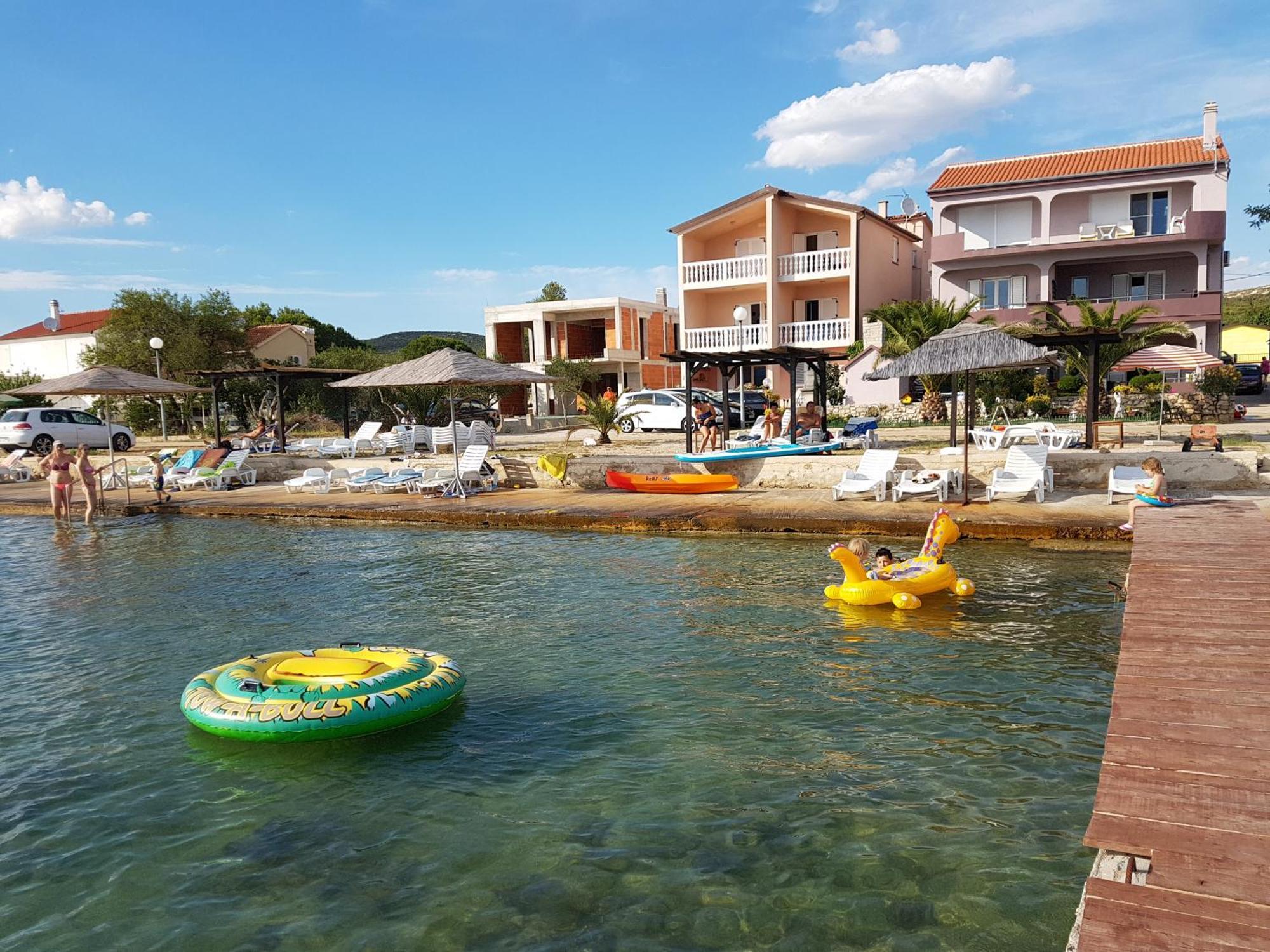 Euroholiday Apartments Turanj Buitenkant foto
