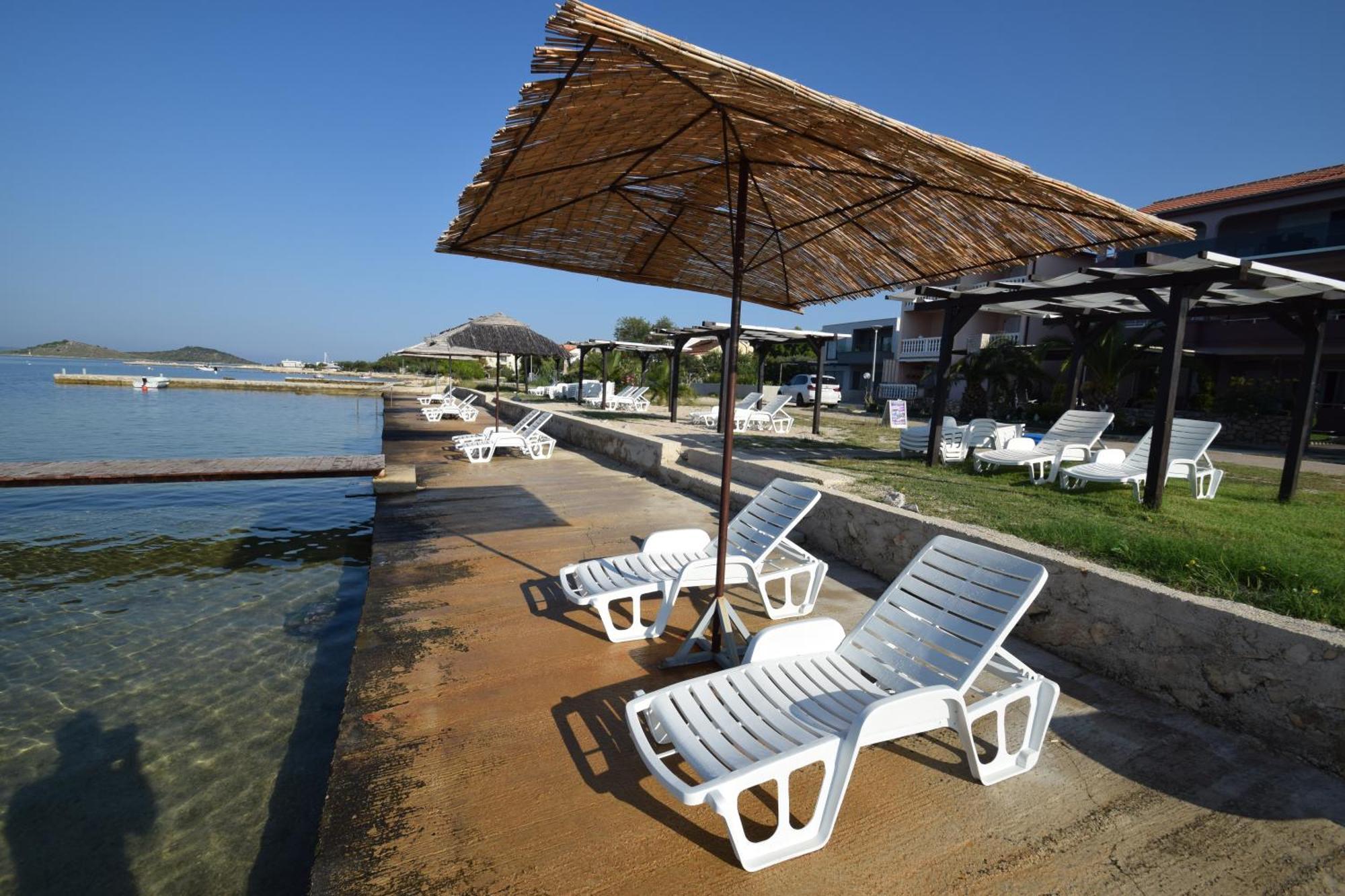 Euroholiday Apartments Turanj Buitenkant foto